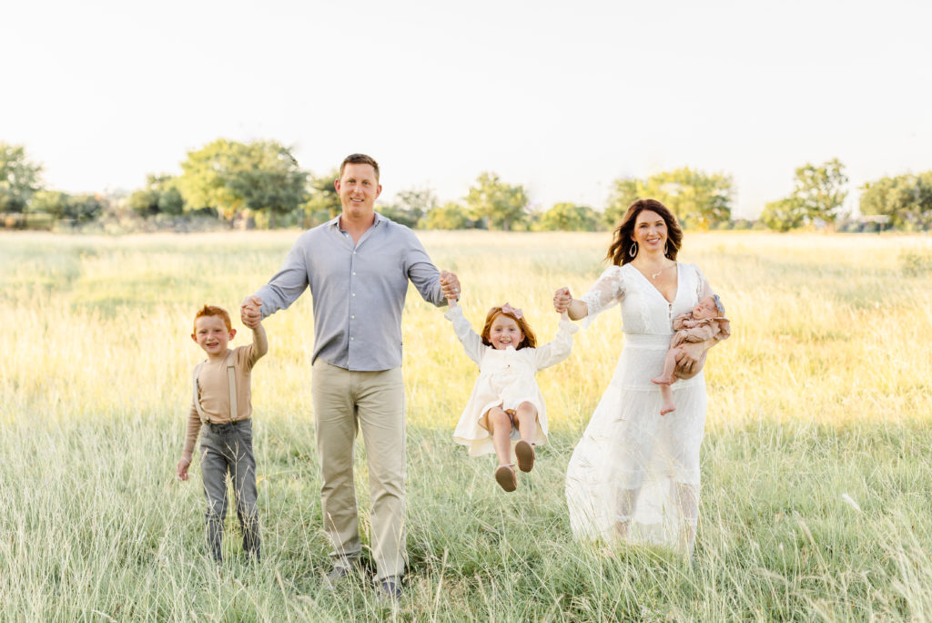 Summer Family Session in Frisco, Texas with Motherhood Photographer Ling Waters Photography